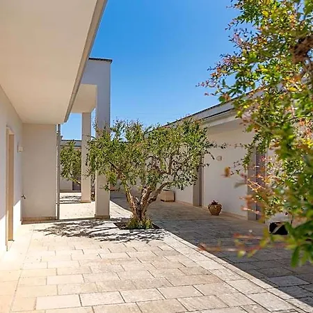 Hotel Corte Dei Melograni Otranto